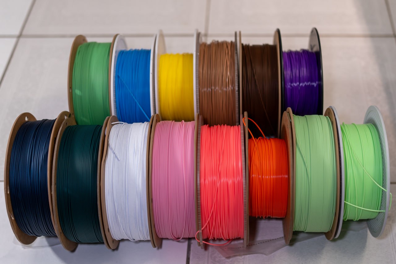 PLA 線材實體顏色